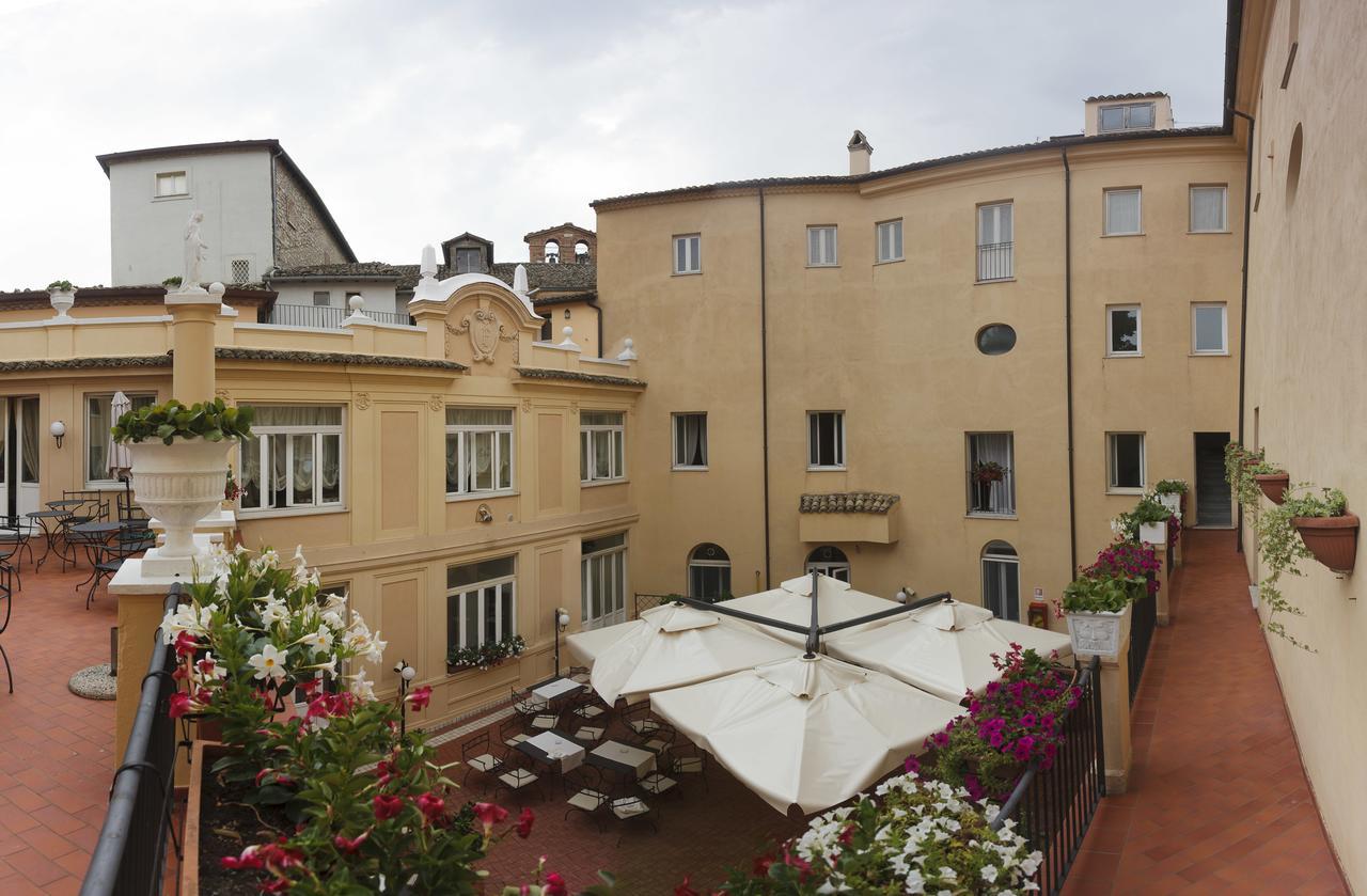 Hotel Relais Filonardi Veroli Exteriör bild